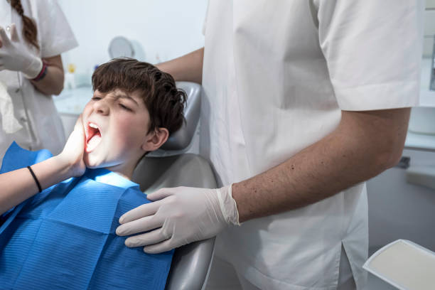 Best Root Canal Emergency Dentist  in Roslyn Estates, NY